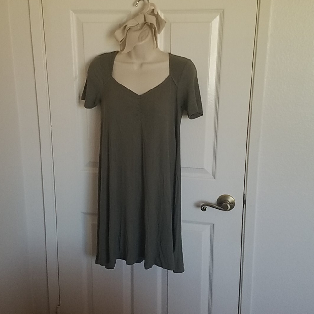 American Eagle soft and sexy green dress